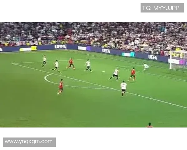 扎武士头的足球明星如何在绿茵场上演绎传奇人生与风采